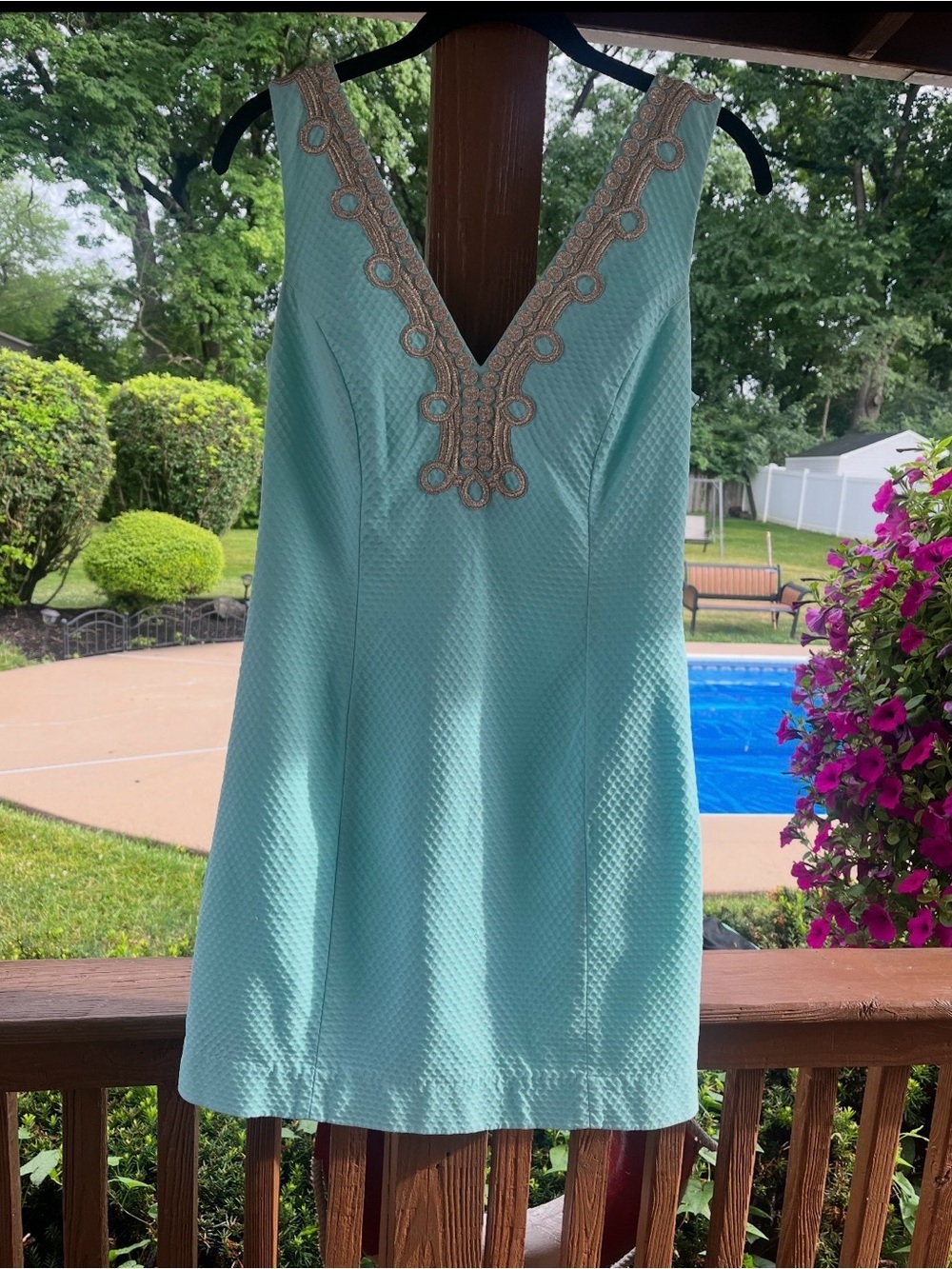 Lilly Pulitzer Aqua Blue Textured Shift Dress Gold Embroidered Trim Size 6